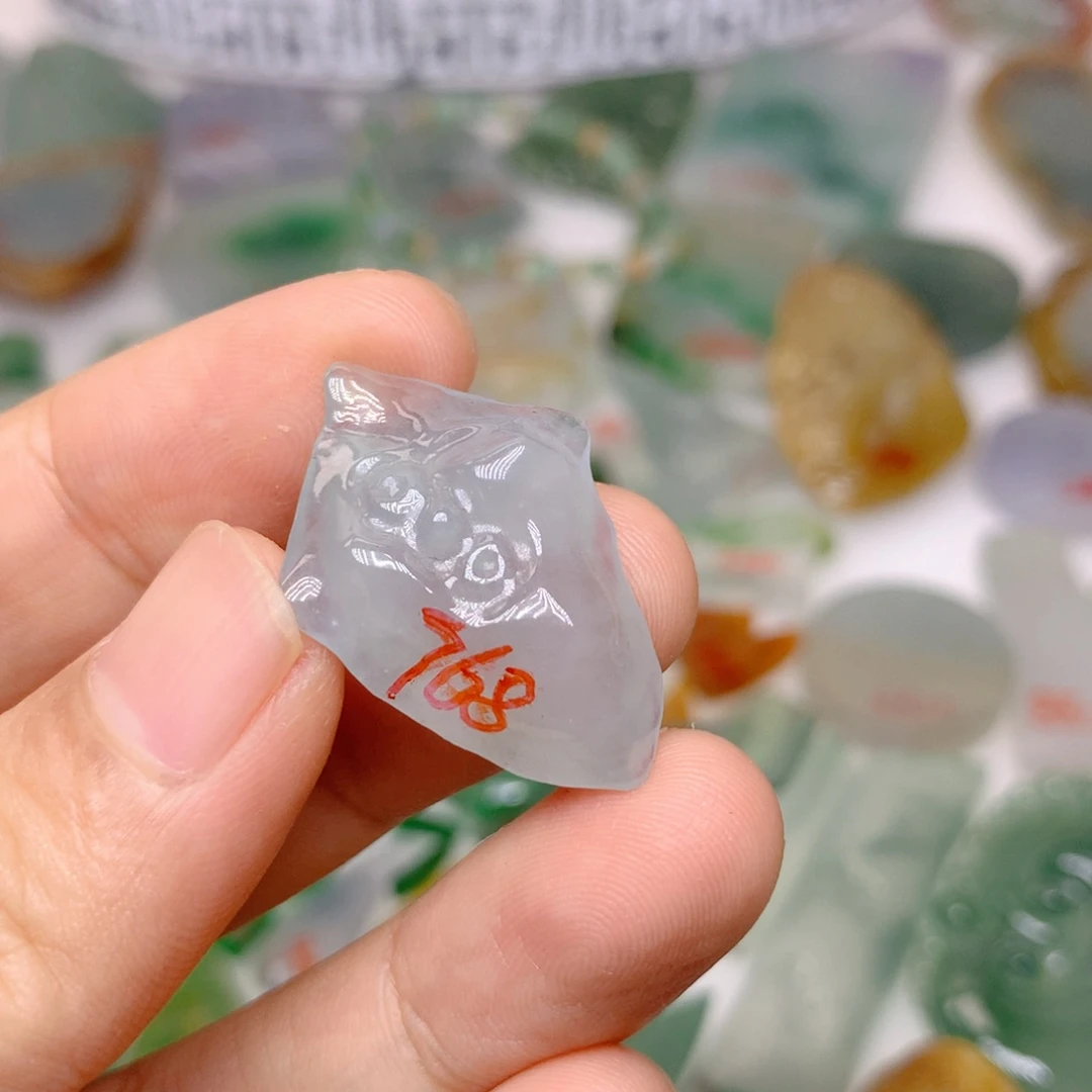 定制翡翠未镶嵌天然翡翠定制