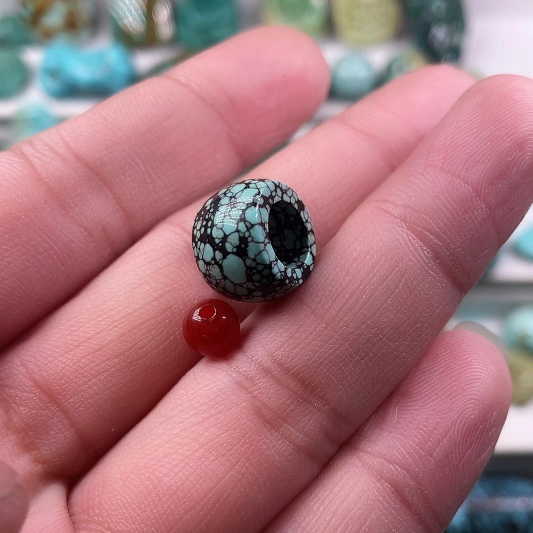 南红玛瑙未镶嵌颈饰