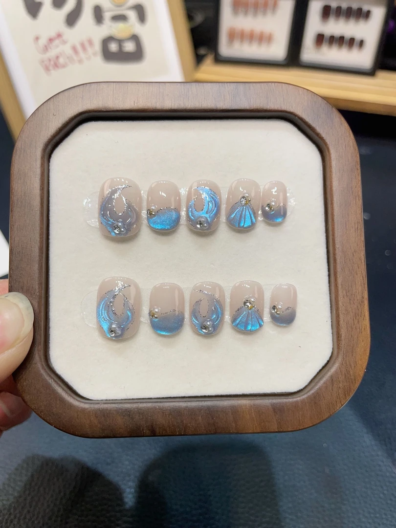 上新【人鱼姬】纯手工穿戴甲猫眼短甲气质款美甲十片装