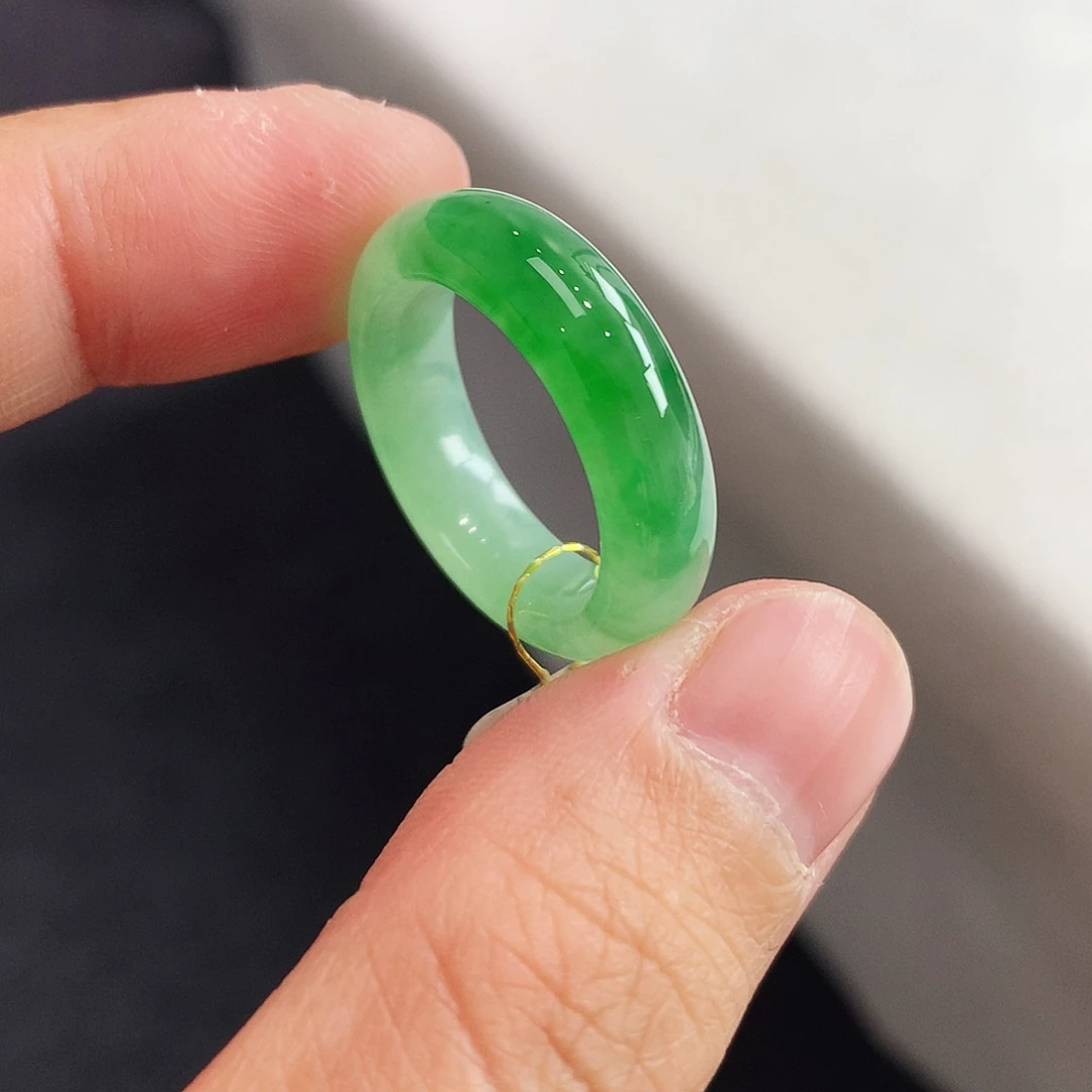 翡翠未镶嵌戒指15号