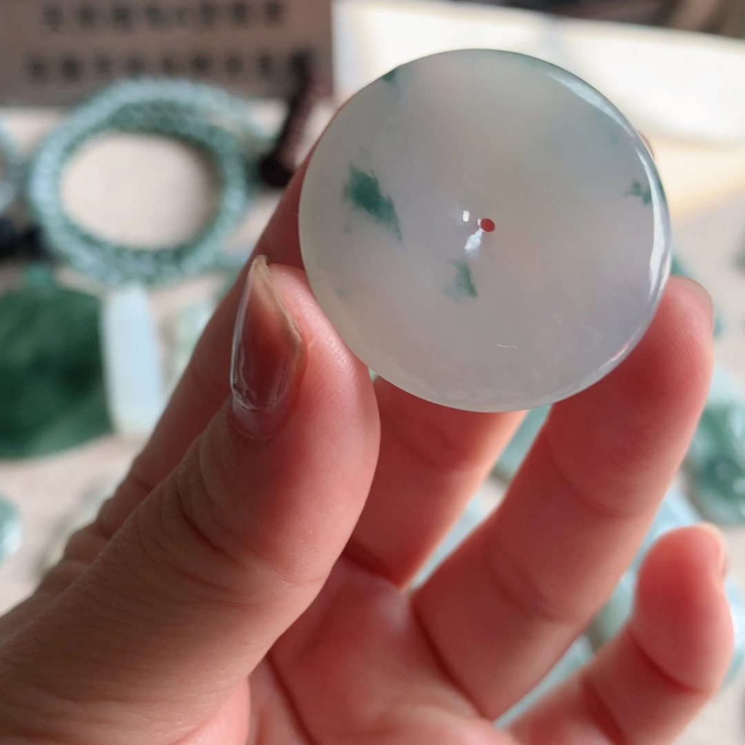 梓***琴翡翠未镶嵌颈饰翡翠