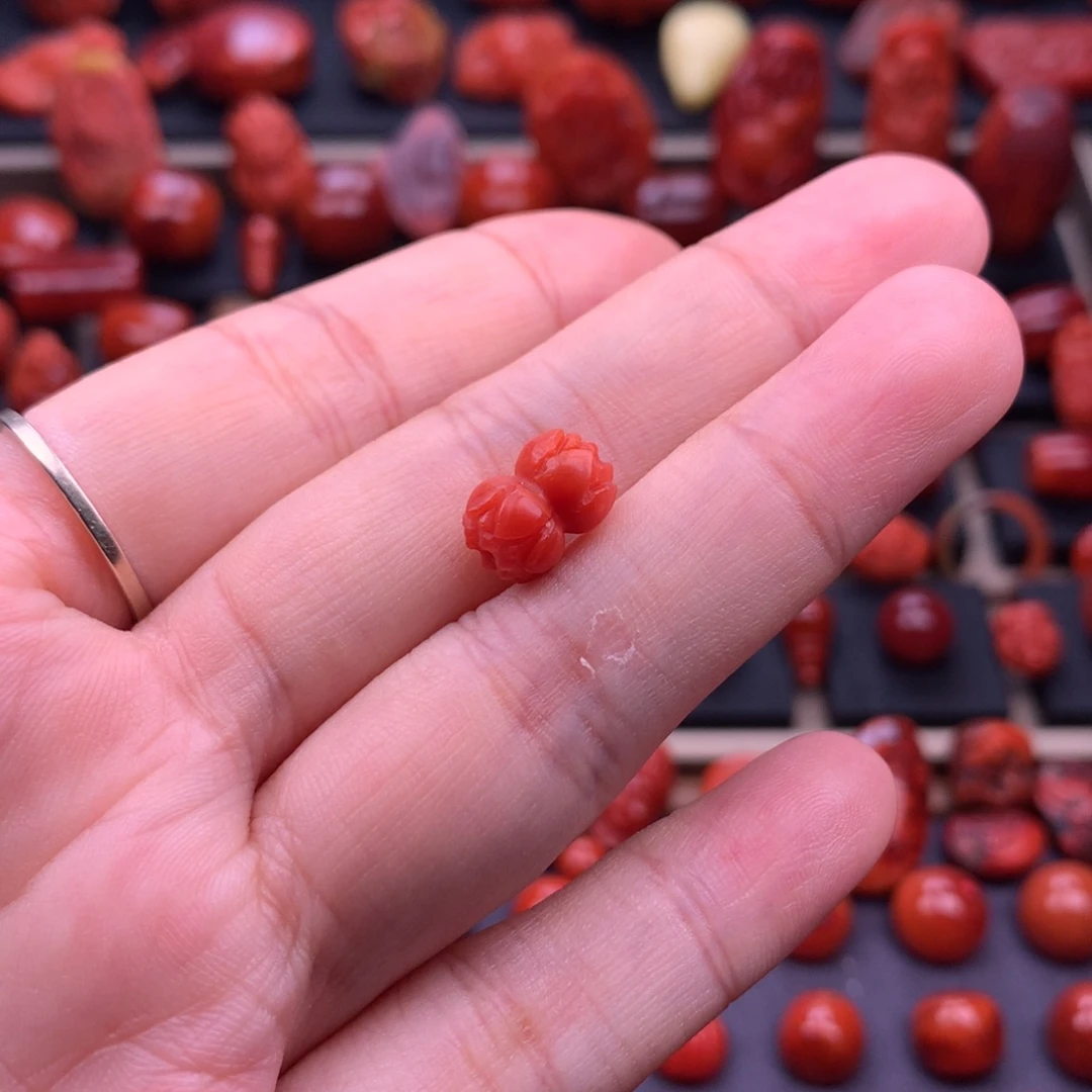 南红玛瑙未镶嵌精工双头莲花8.3mm