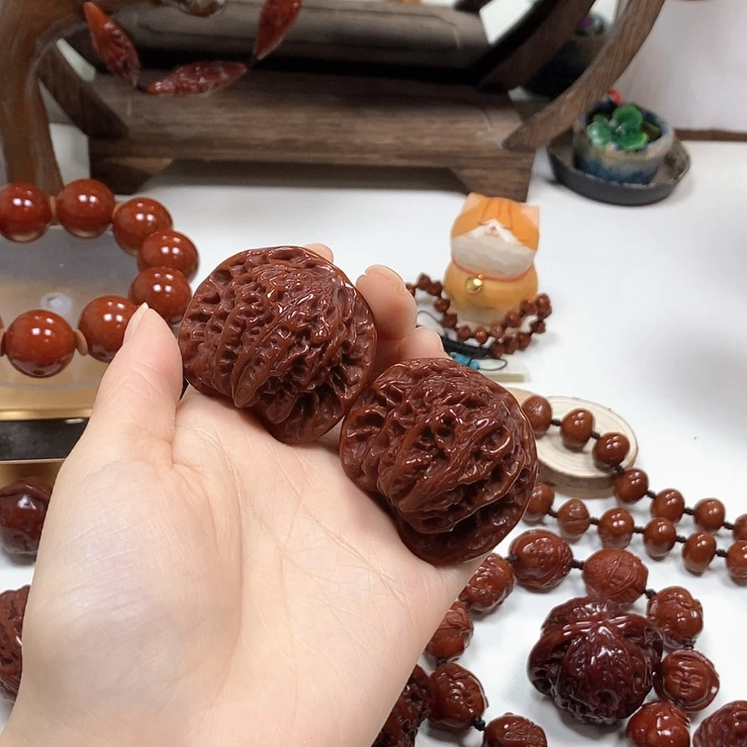 胜***利把件橄榄核核桃核桃