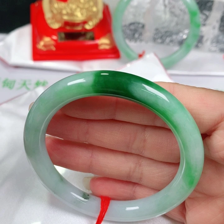 未镶嵌手镯翡翠   编号0254 圆条54+