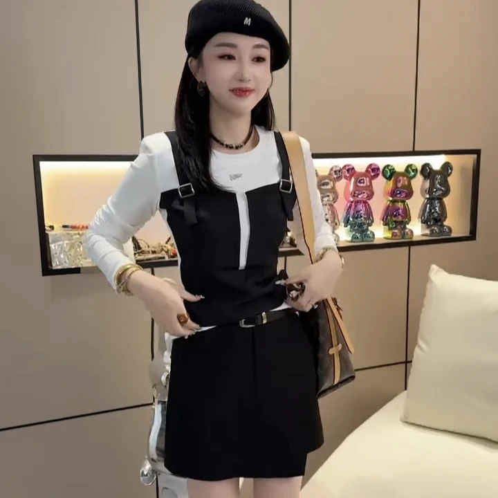 长袖通勤拼接款假两件舒适T恤网红时尚通勤风宅萌系显瘦洋气撞色