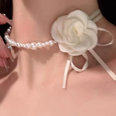 铁合金锆石项链 山茶花珍珠项链女choker锁骨链拼接轻奢小众花朵