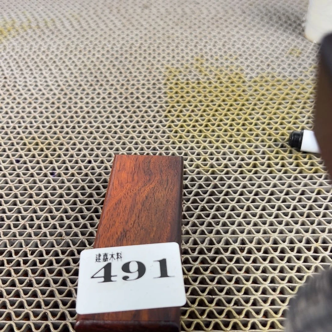 黄***板木木料一物一拍木料