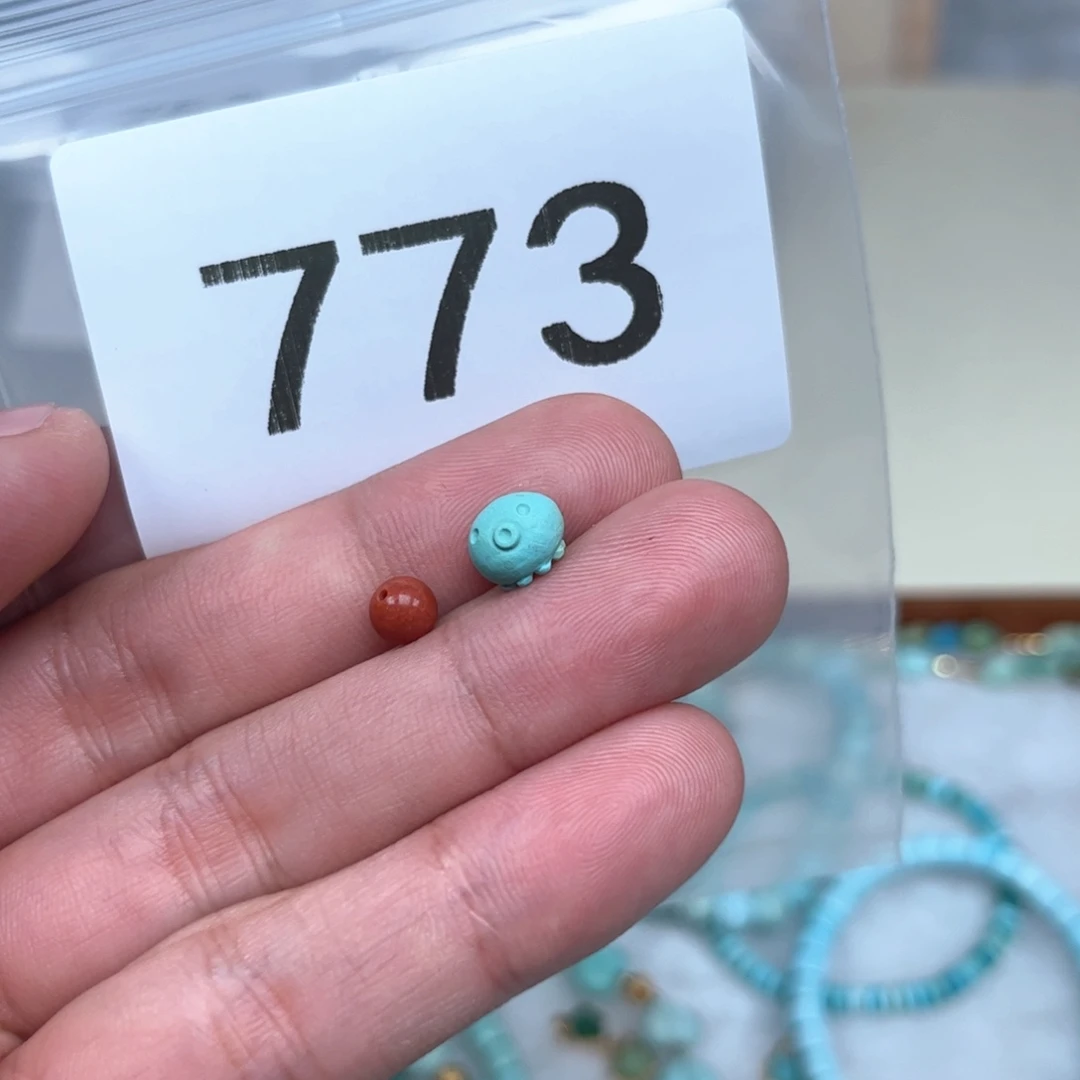 南红玛瑙未镶嵌珠宝奇石
