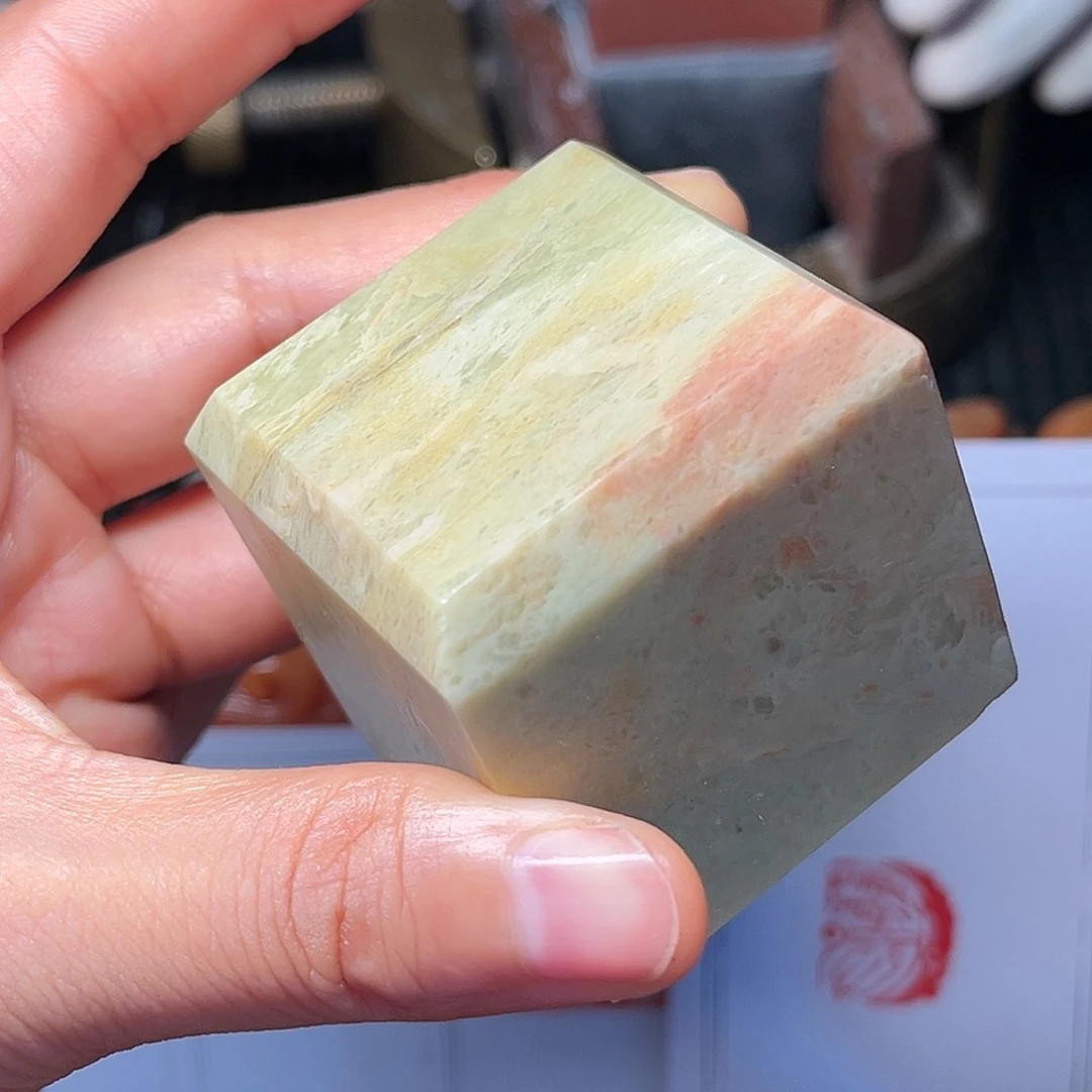 寿山石印石这么大岁数怎么会