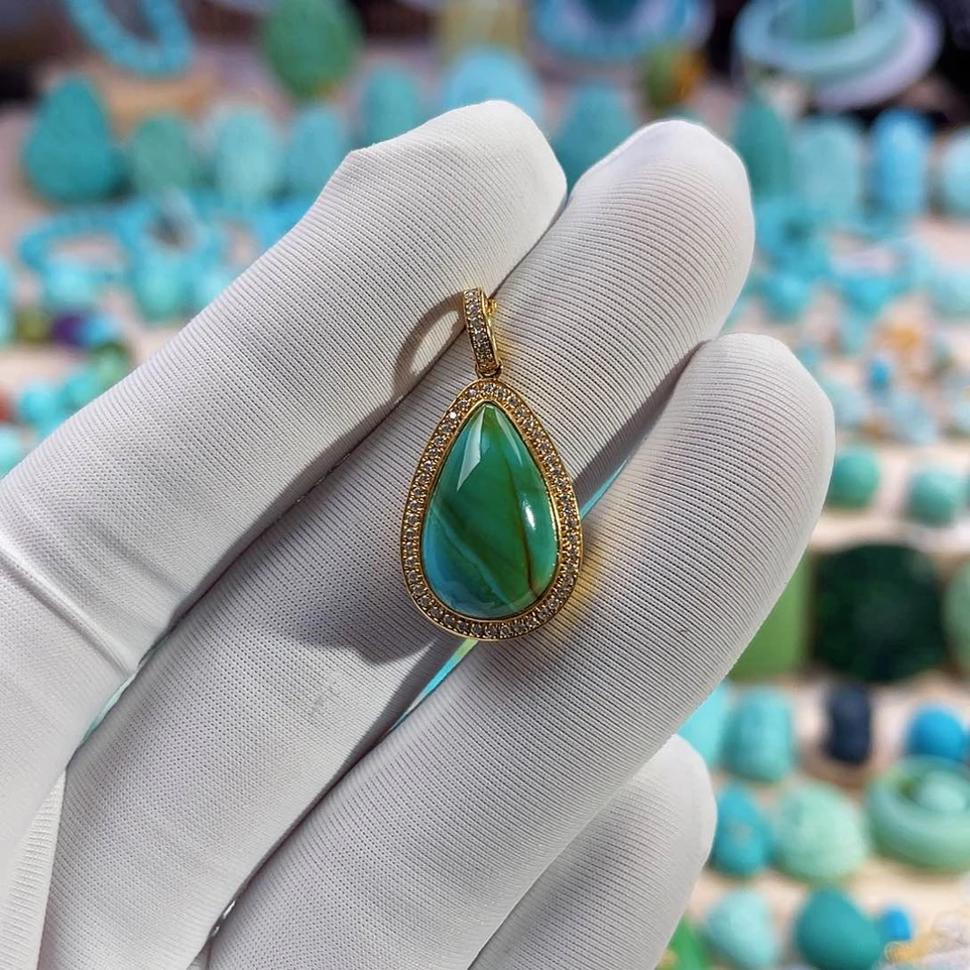 绿松石珠宝奇石18K金镶嵌