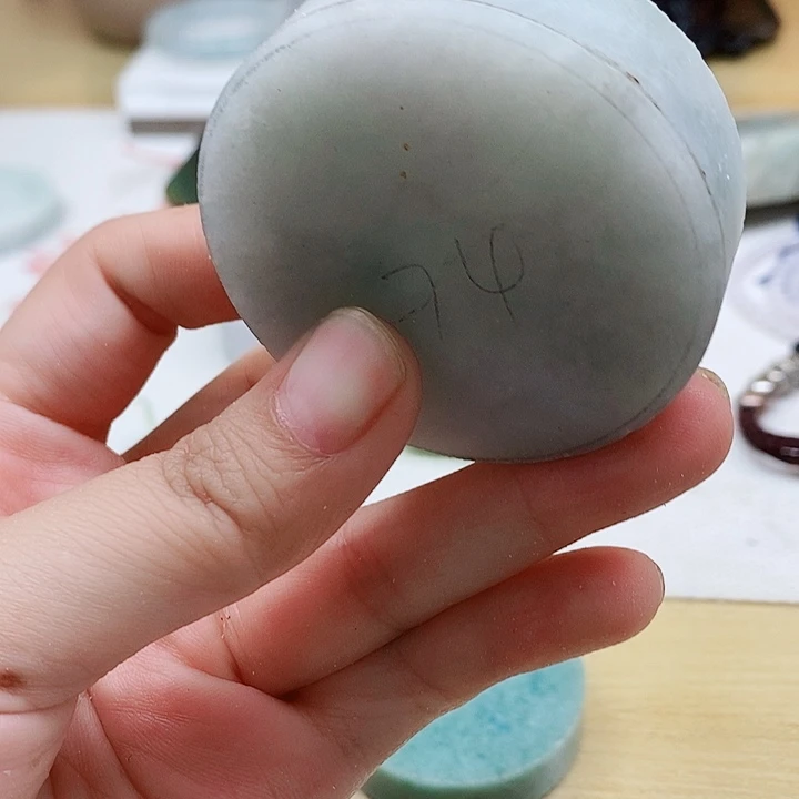 翡翠未镶嵌颈饰751…………