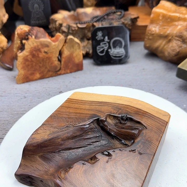 大果紫檀（缅甸花梨）张*杰