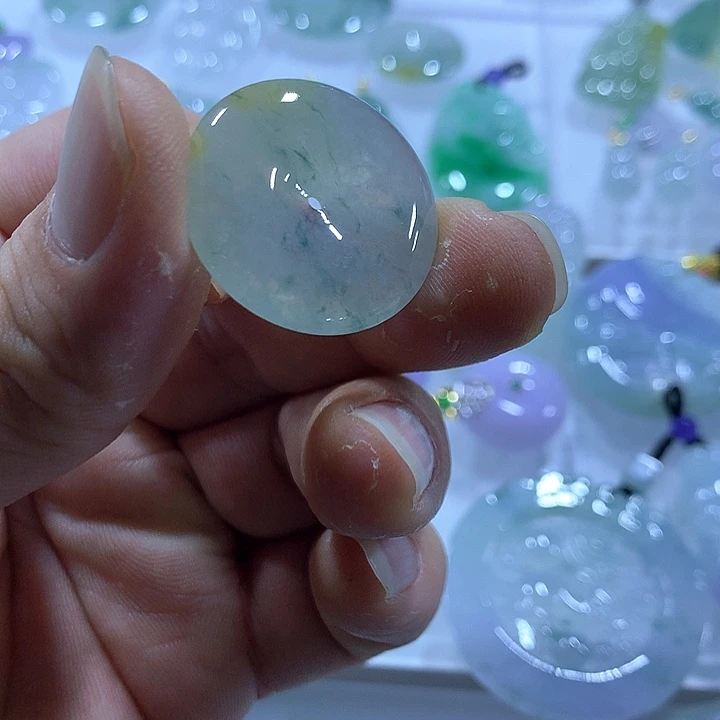 翡翠未镶嵌颈饰天然翡翠A货吊坠