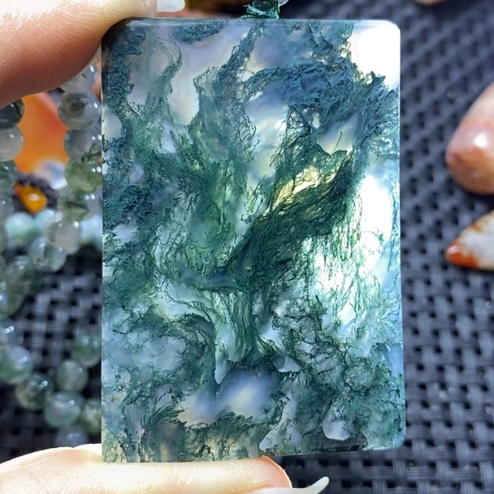 未镶嵌颈饰玛瑙/玉髓书**主