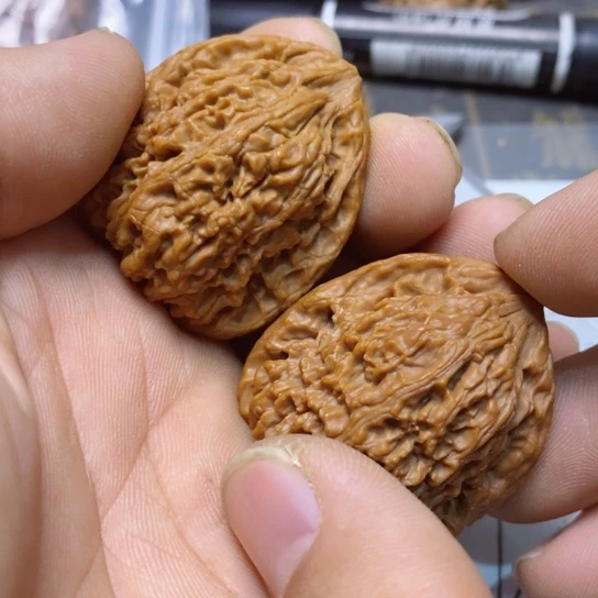 把件文玩核桃高三南疆石