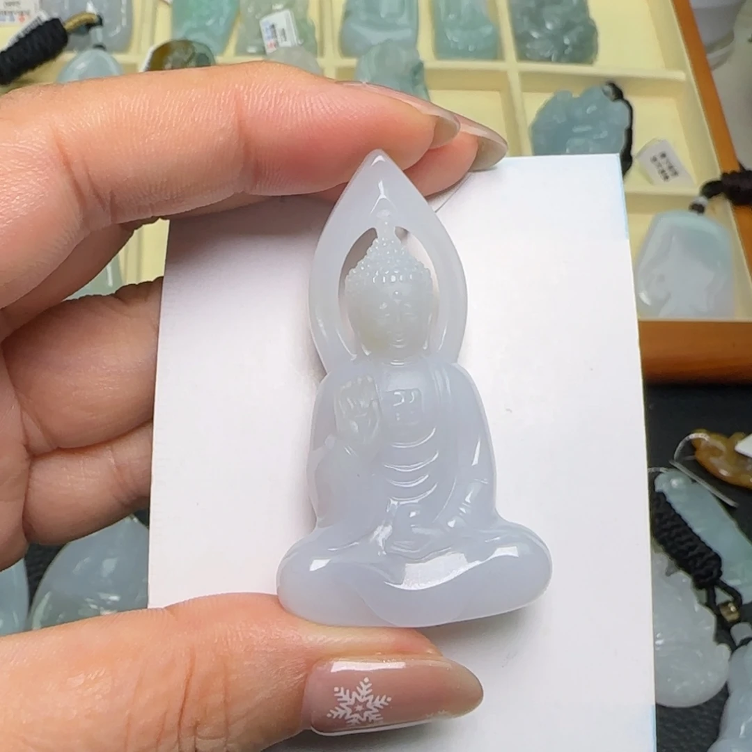 翡翠未镶嵌颈饰