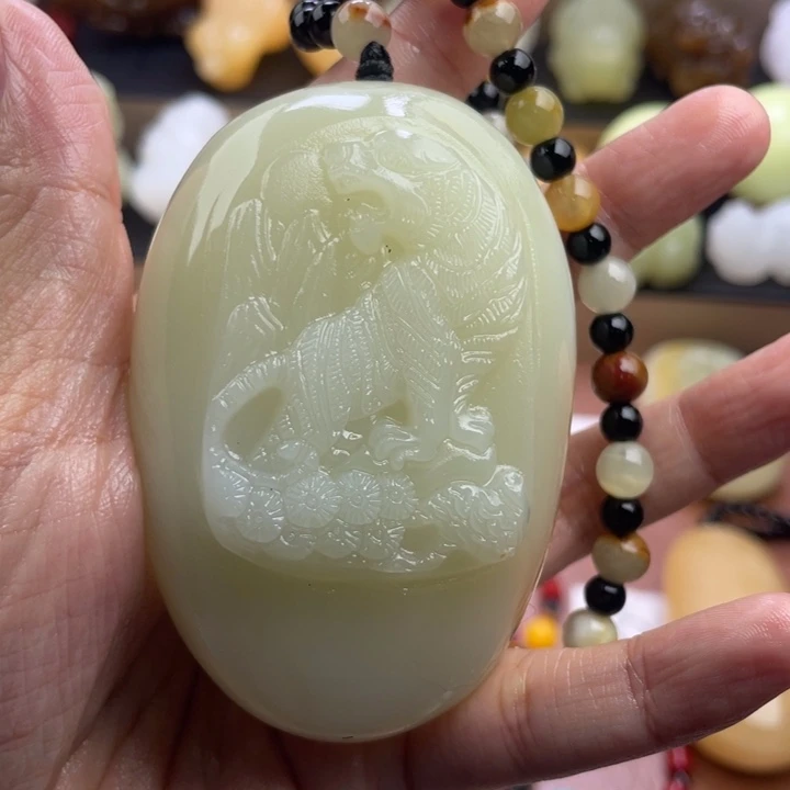 可***生石材天然古青石手把件