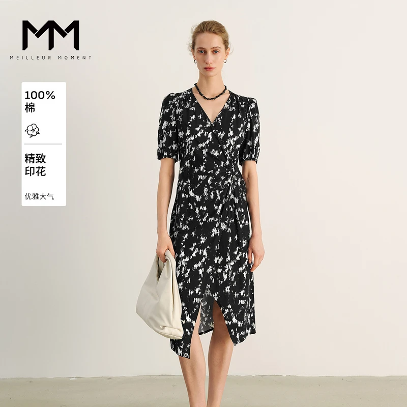 MM麦檬商场同款印花修身V领连衣裙新中式风5F4192261