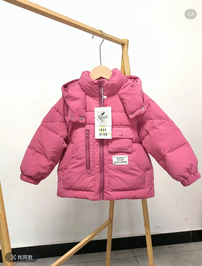 小彩虹儿童连帽韩版中长款面包羽绒服R8207