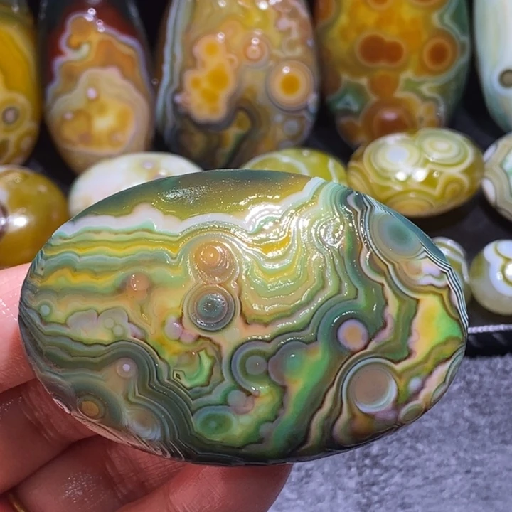 玛瑙/玉髓未镶嵌珠宝半成品77