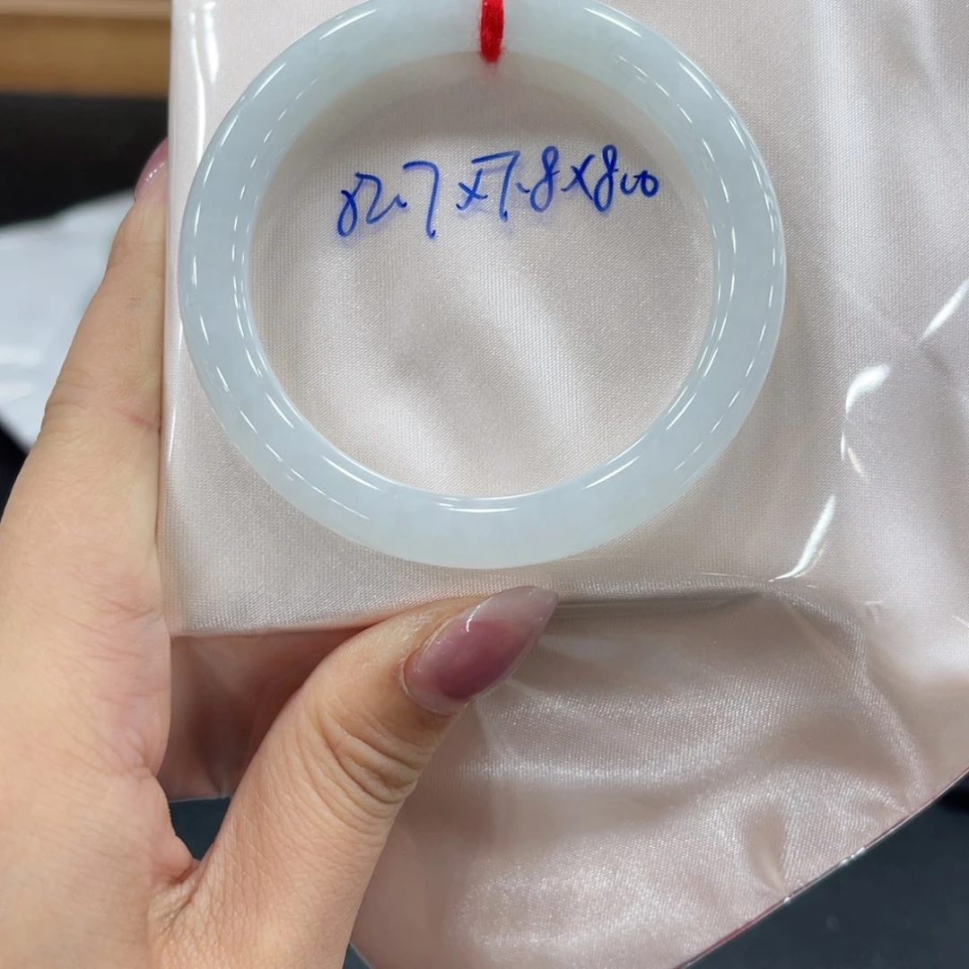 未镶嵌手镯翡翠翡翠