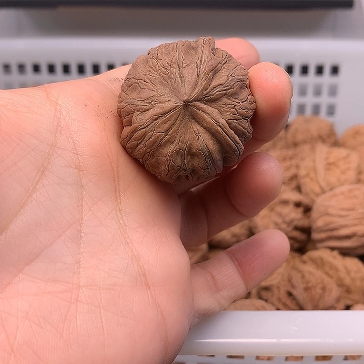 黎***云文玩核桃吊坠文玩核桃