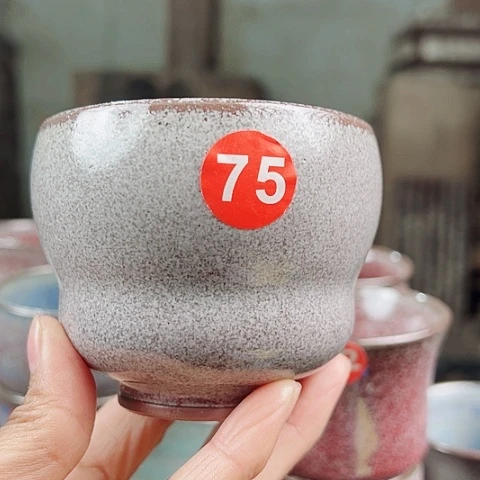 杯T***,原矿釉手工制作钧瓷