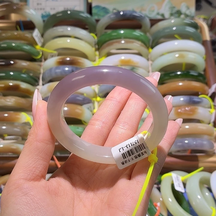 和田玉未镶嵌手镯55