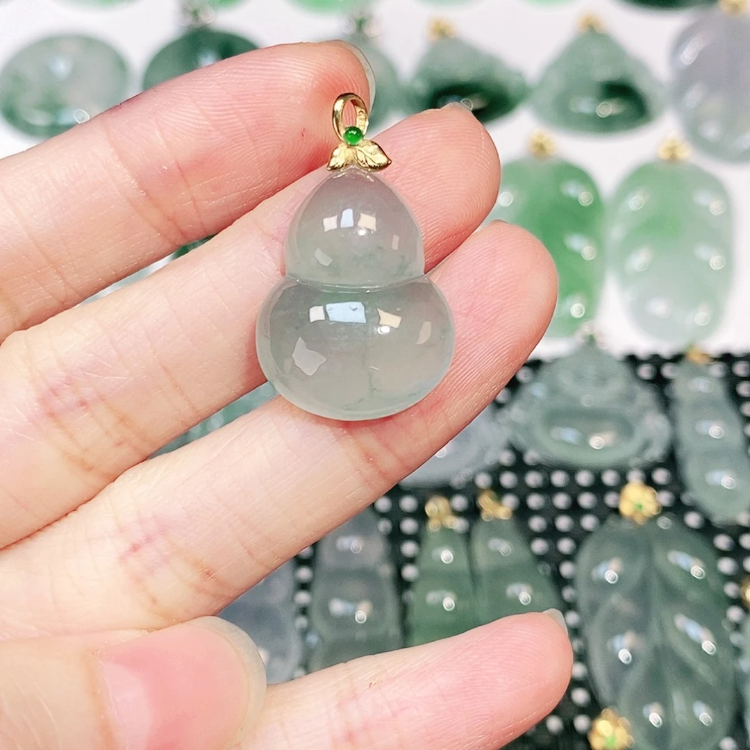 吊坠(不含链)18K金镶嵌翡翠
