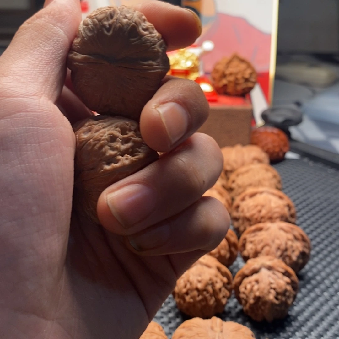 呈***熙文玩核桃精品对元宝