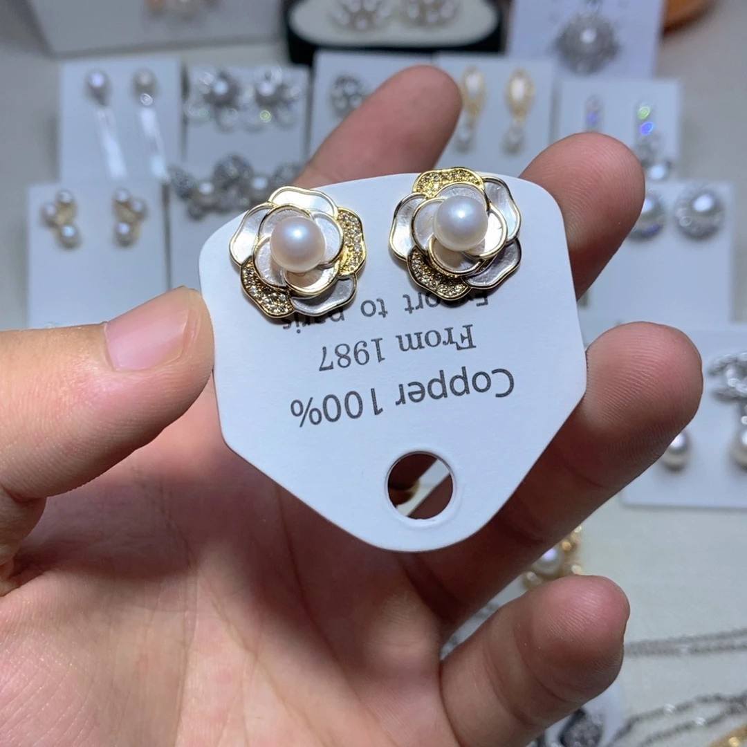 未镶嵌淡水珍珠耳饰