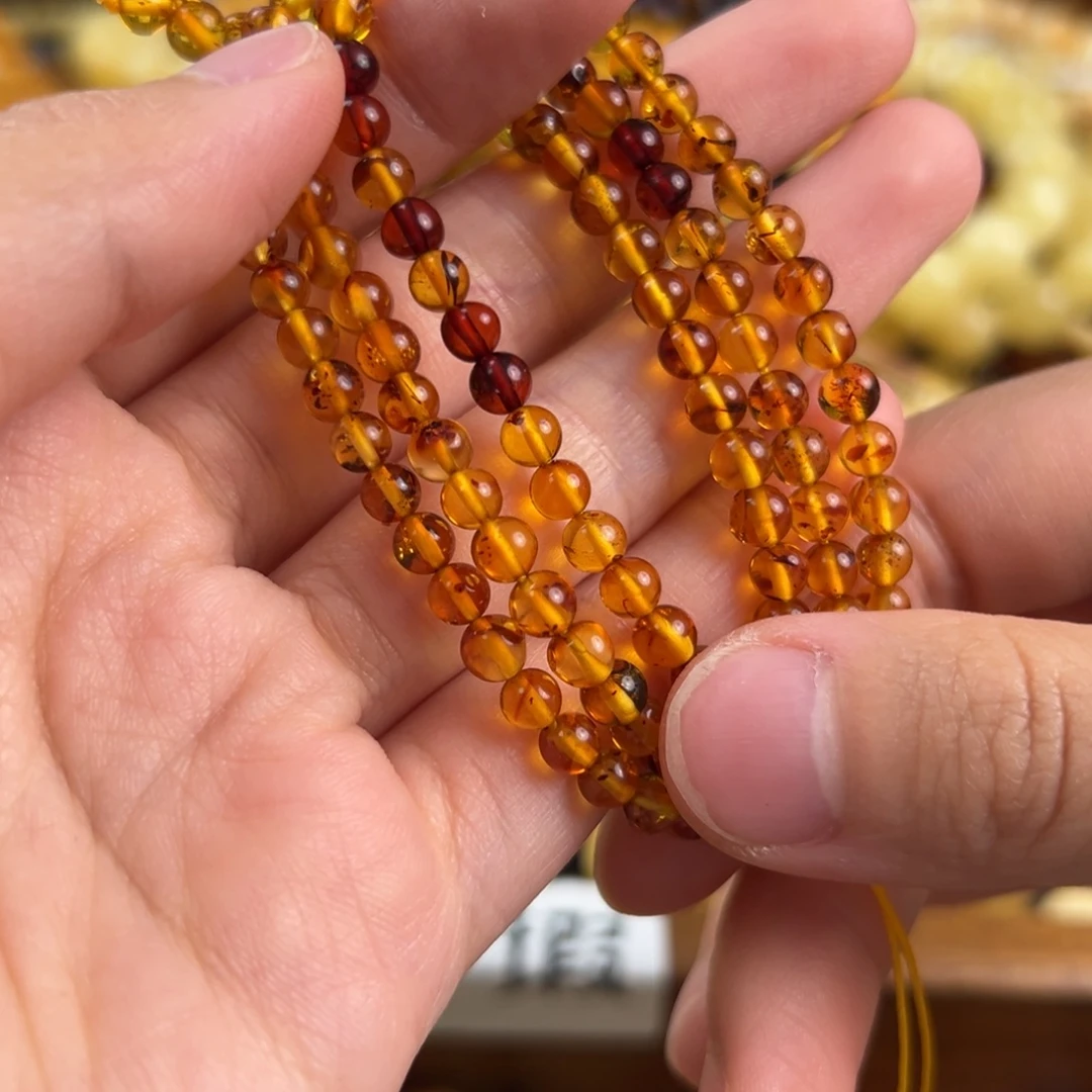 未镶嵌琥珀珠宝奇石