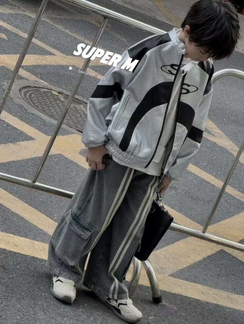supermama银色皮衣