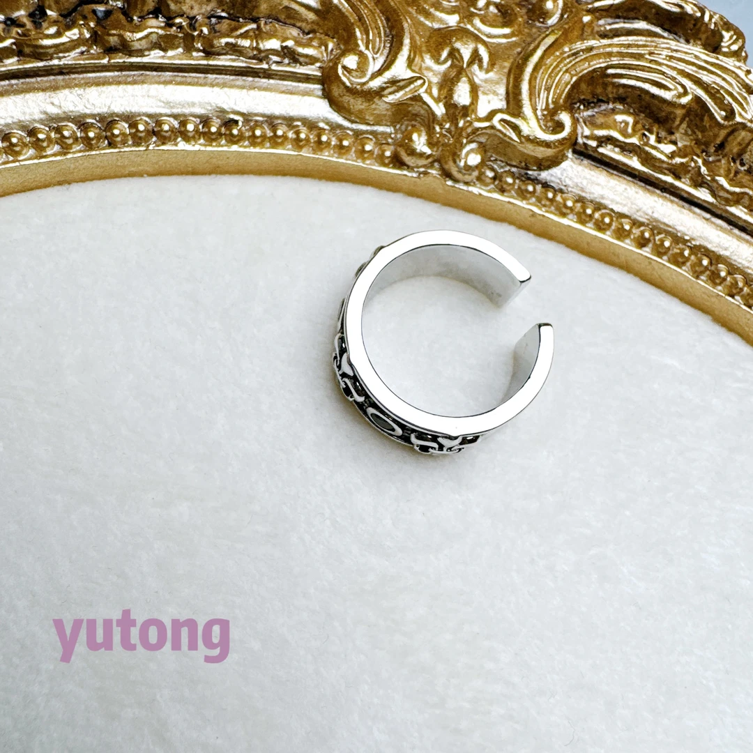 铜合金锆石戒指 【雨桐轻奢饰品】设计款戒指KY01155