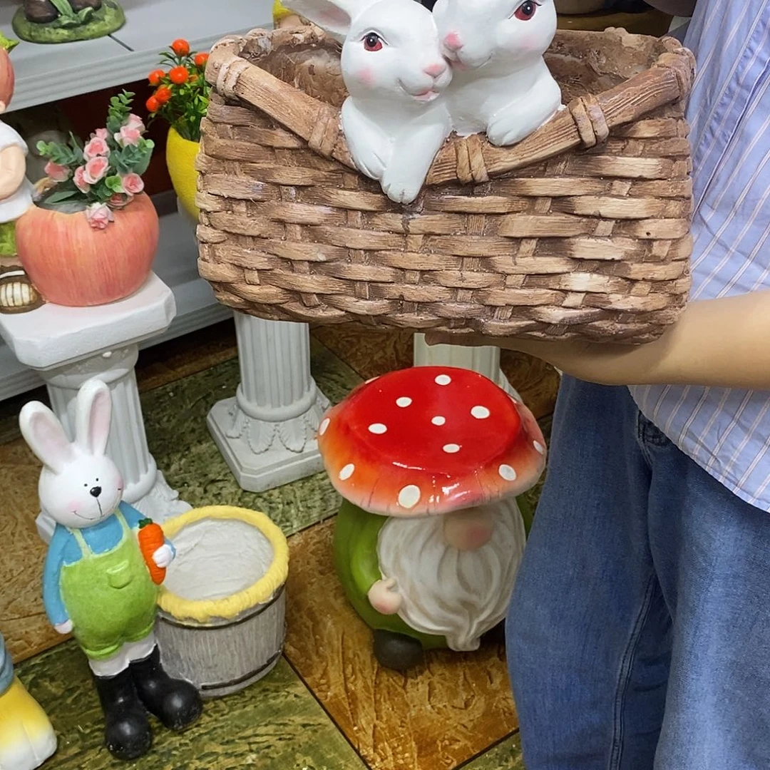 庭院摆件兔子花盆