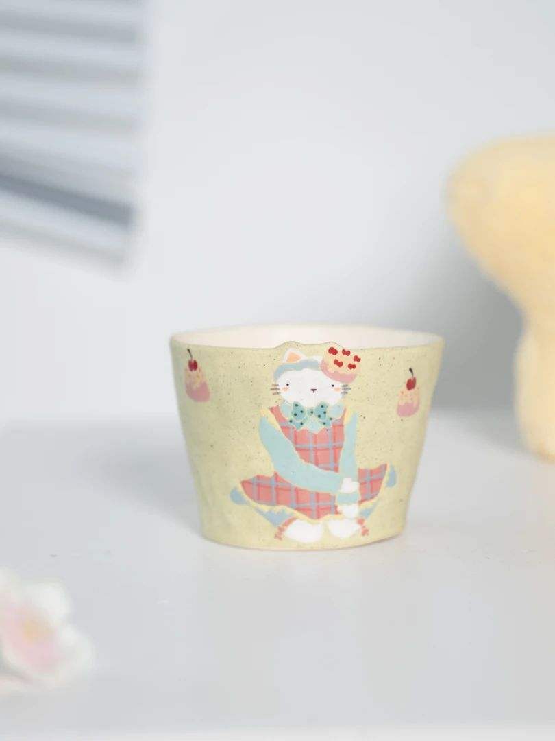 没想好 | 手捏苹果蛋糕猫咪手握杯