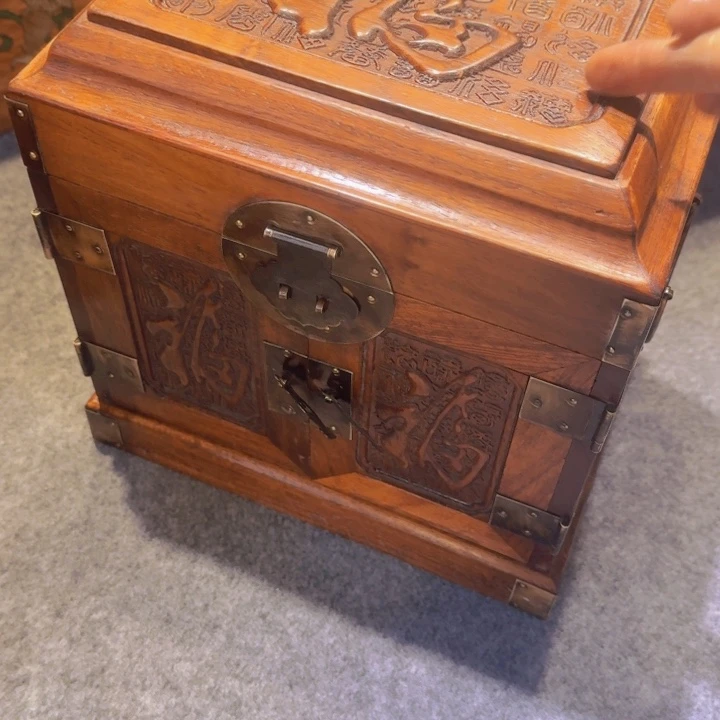 贡木箱的的的的的