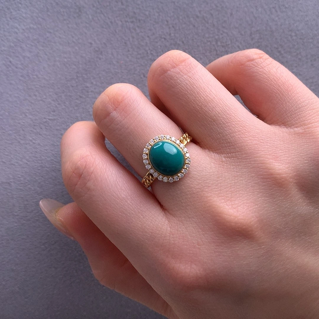 18K金镶嵌绿松石玉化绿戒指