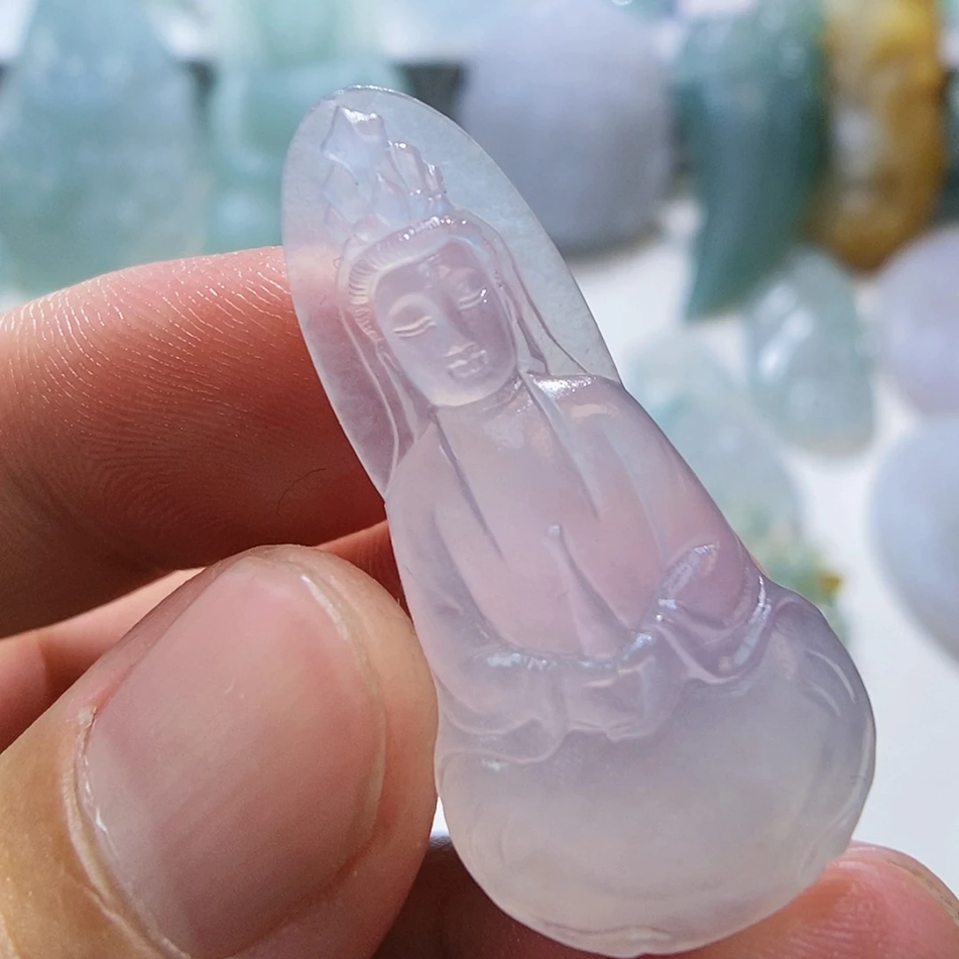 定制翡翠未镶嵌素衣观音