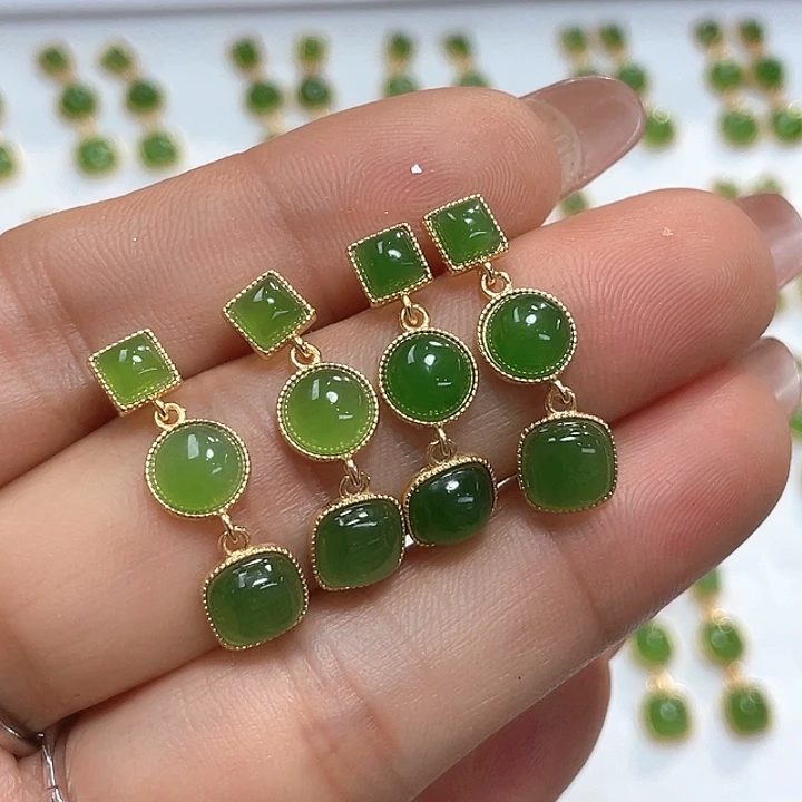 和田玉（碧玉）银S925镶嵌颈饰颜色多样化发货拍一发一