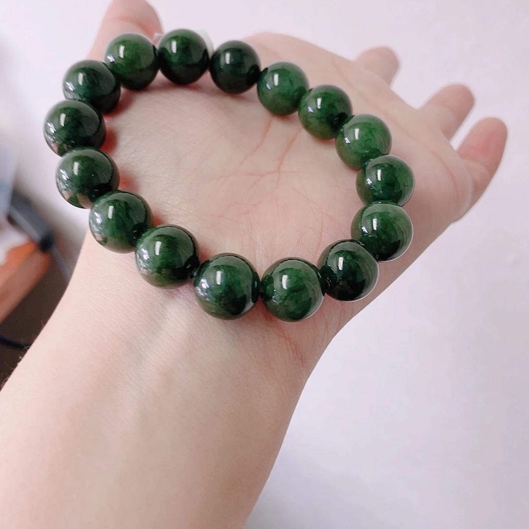 定制翡翠未镶嵌珠串