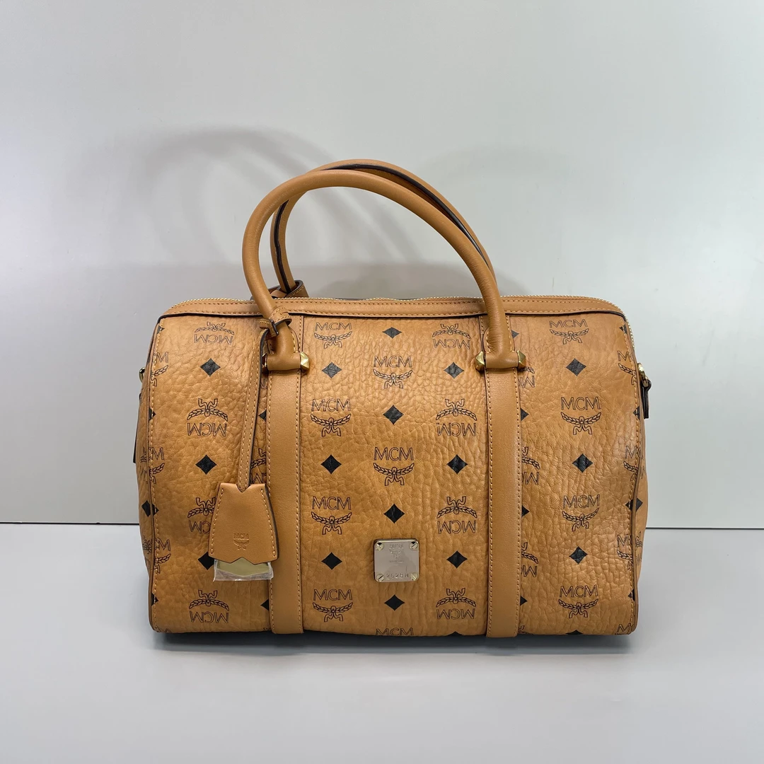 95新 MCM 媚姐/mcm干邑色大号波士顿包30x22x15cmG012304