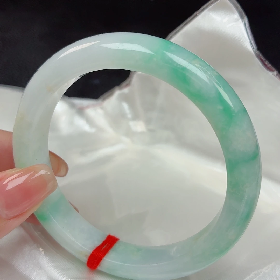 翡翠手镯未镶嵌58