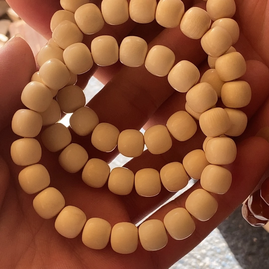 聚***）香榧木天然猛犸手工制作