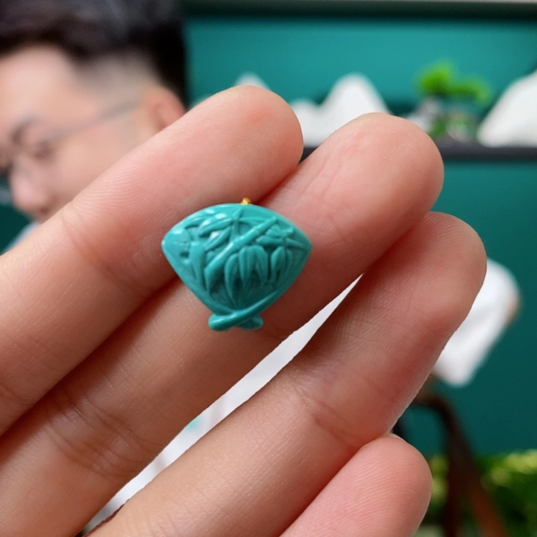 未镶嵌绿松石珠宝奇石