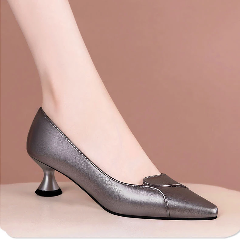 鞋子女款女士真皮鞋单鞋春秋季新款低跟鞋粗跟粗跟夏季百搭高跟鞋