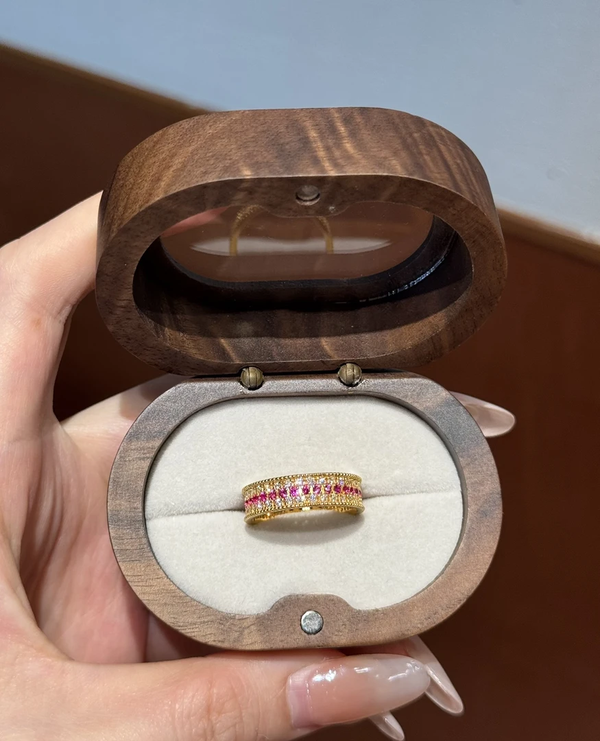 足金999 满莫桑镶嵌红戒指