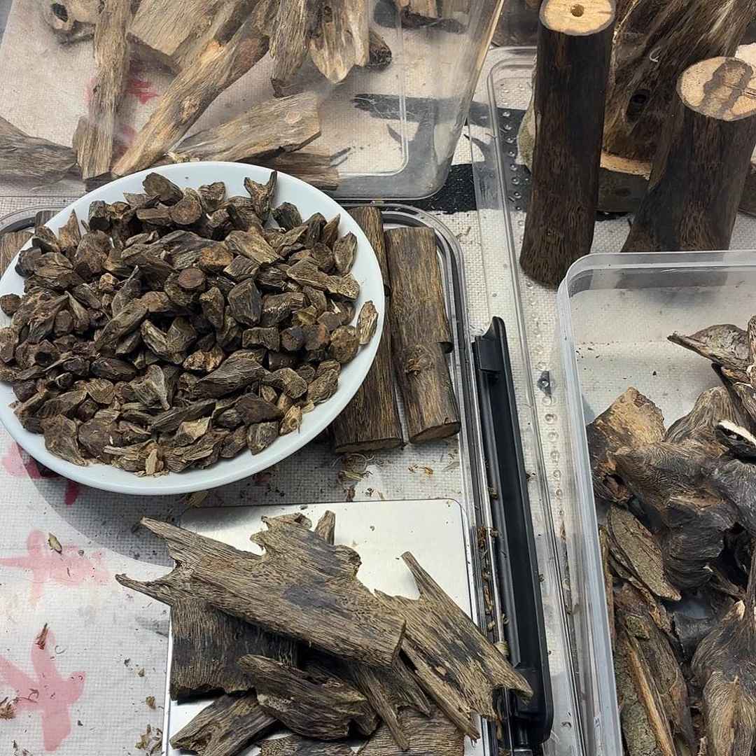 51克透底绿熏香块料