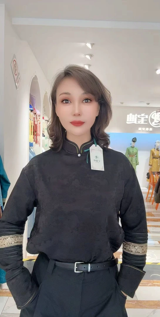 【宝迪呼】秋季新款百搭女士短款上衣