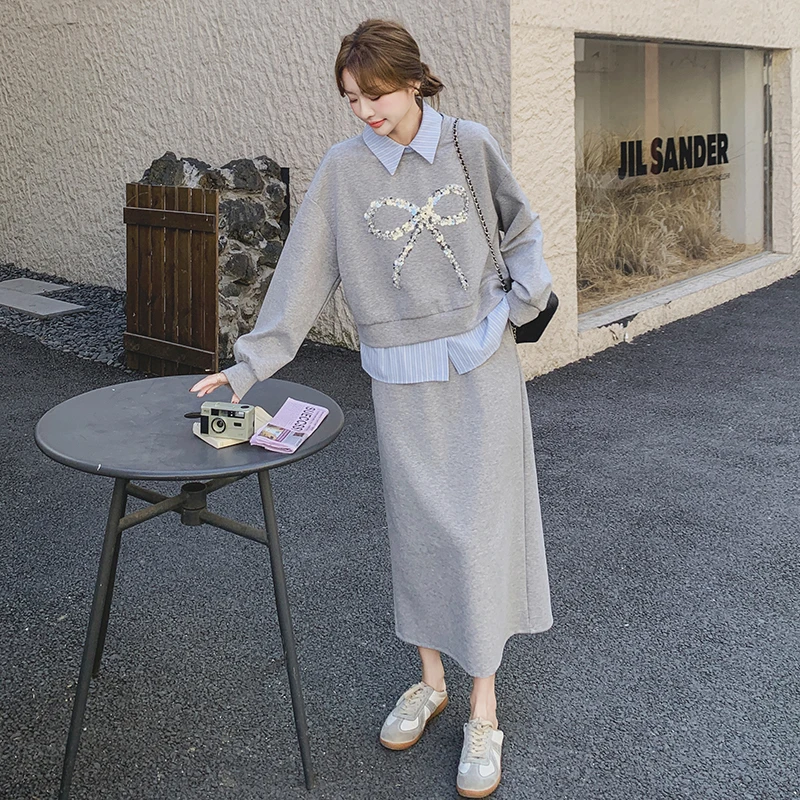 灰色休闲减龄卫衣套装裙女春季2025新款超火韩系衬衫半身裙三件套